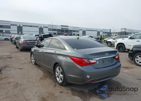 2013 Hyundai Sonata Limited z USA, uszkodzony, nr VIN 5NPEC4AC3DH591043
